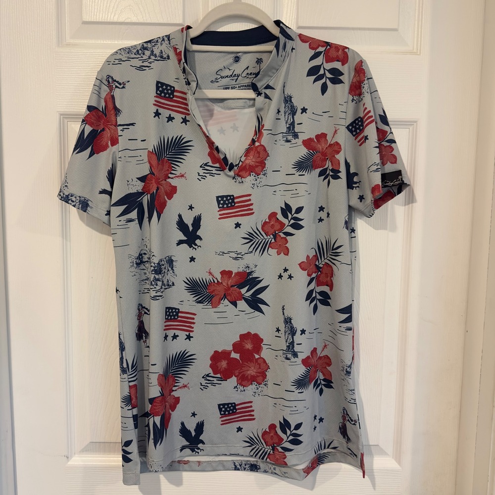 Sunday Crew Womens XL UPF 50+ Sun Shirt Americana Hibiscus Patriotic Blue Red